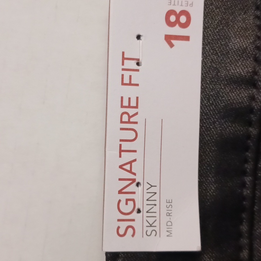 Lane Bryant size 18P women's black skinny, mid-rise, coated  modal blend pants. - Picture 10 of 16